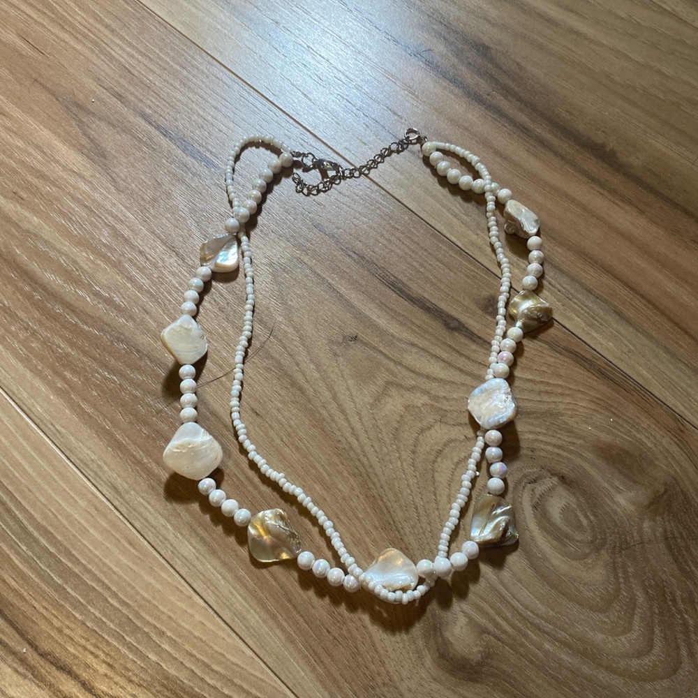Elegant Pearl Necklace
